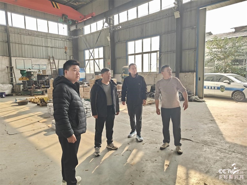 洛龙区应急管理局：执法检查防风险， ···