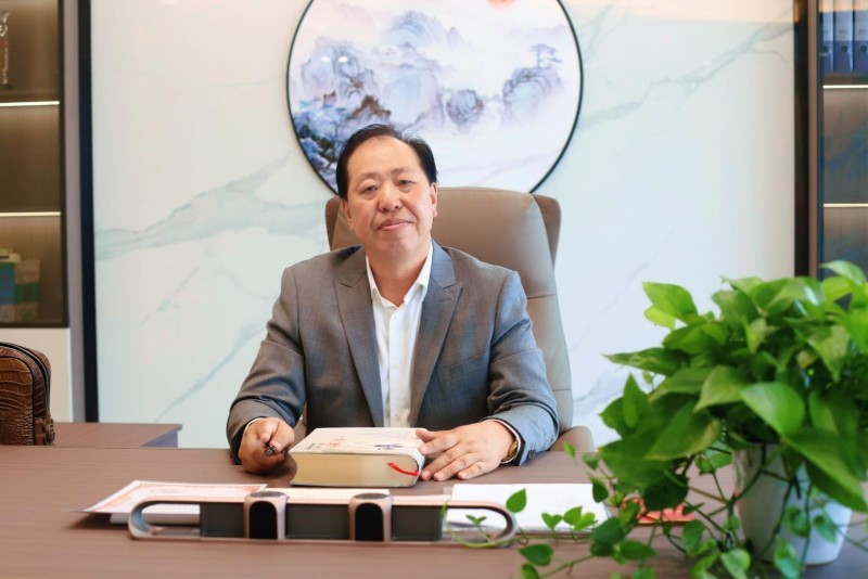 “土壤医生”蒋森华：以中医之智，疗愈···