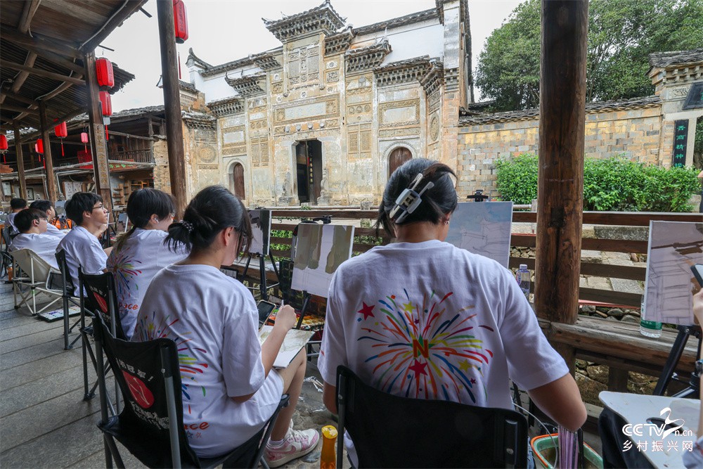 福建武夷山：古韵下梅 笔墨绘春